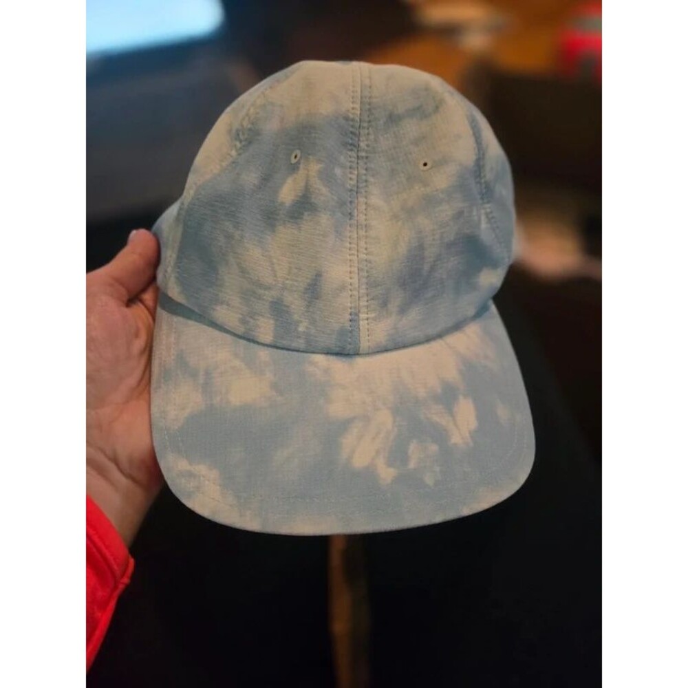 Lightweight size s/m adjustable lululemon hat